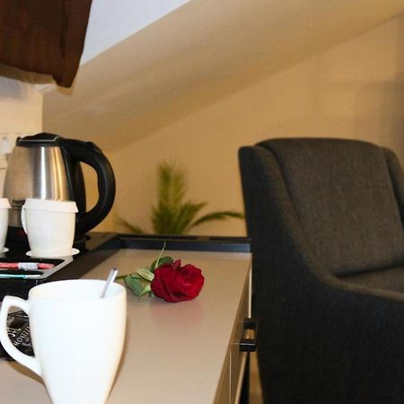 Monezza Hotel Maltepe イスタンブール エクステリア 写真